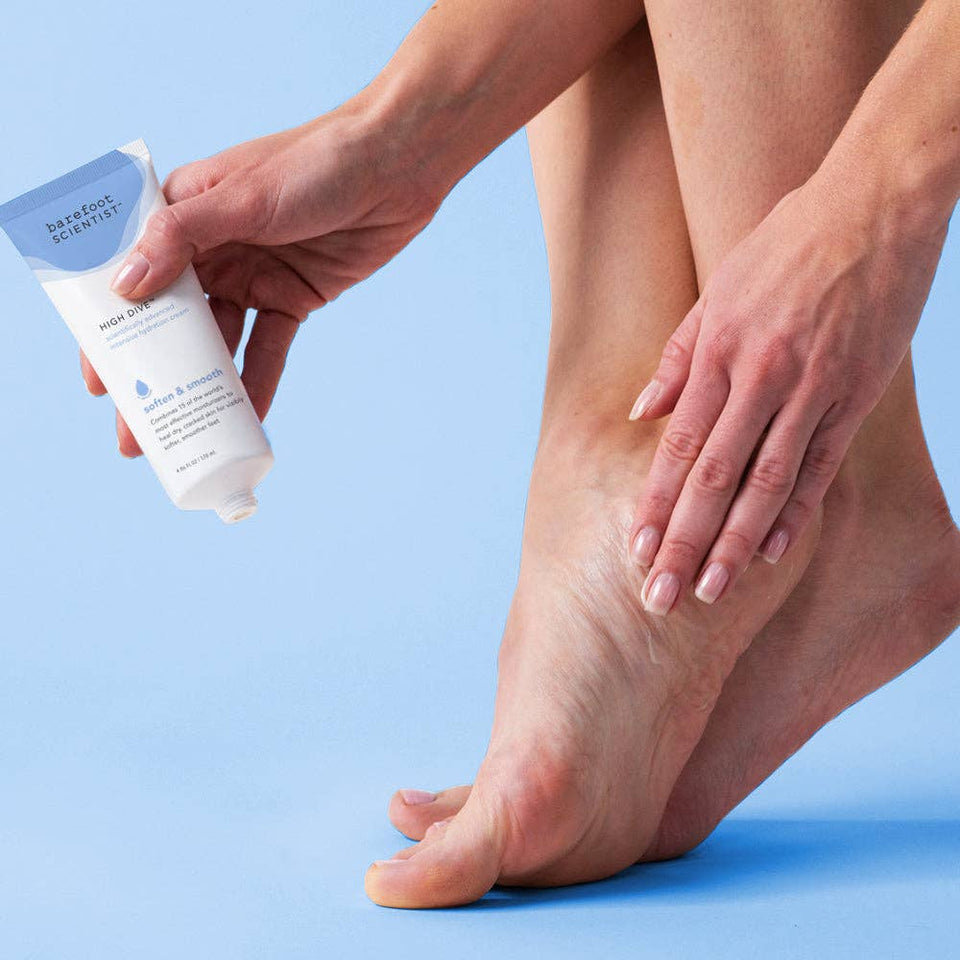 High Dive | Intensive hydration for smoother feet