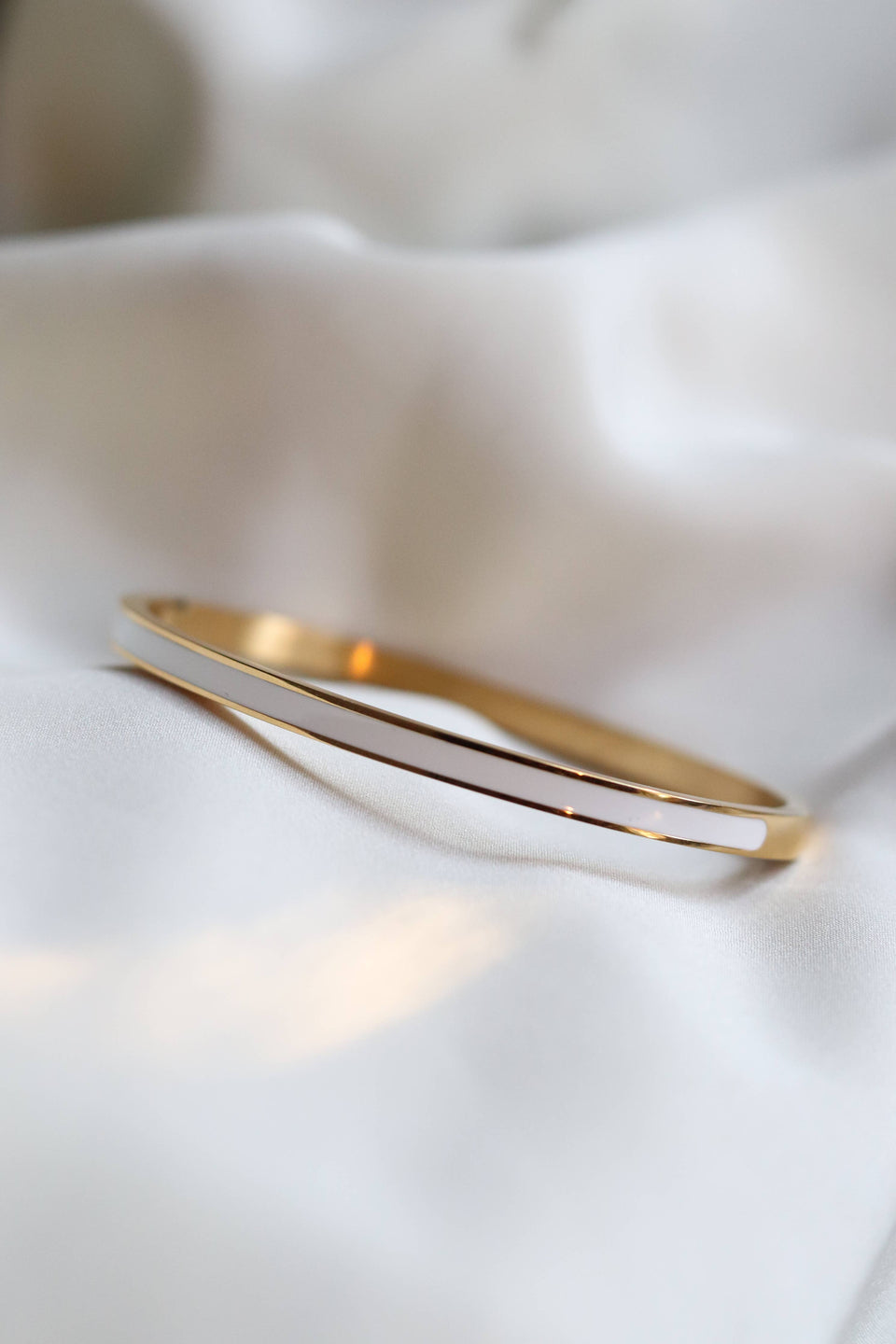 Evie Bracelet - White and Gold (Stainless Steel)